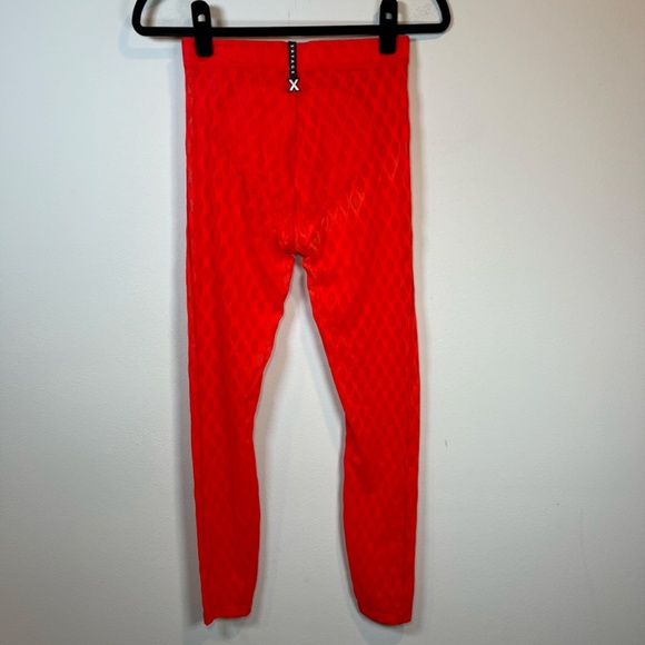 Savage X Fenty Women's Run 2 You High Waist Mesh Leggings Fire Engine Red Medium - Picture 9 of 16